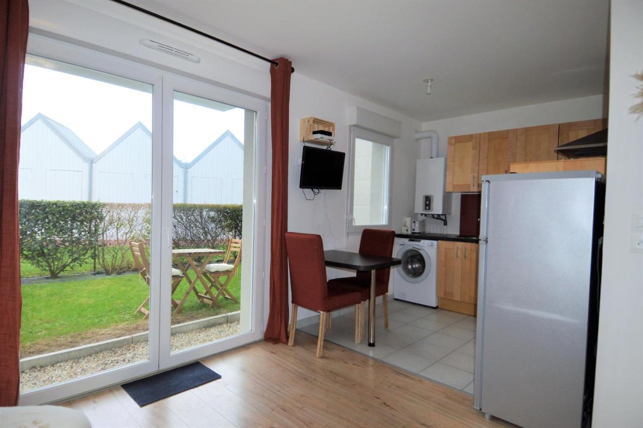 Jardin - A 50M De La Plage - Wifi - Parking Courseulles-sur-Mer Buitenkant foto
