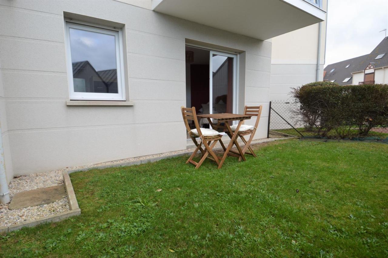 Jardin - A 50M De La Plage - Wifi - Parking Courseulles-sur-Mer Buitenkant foto