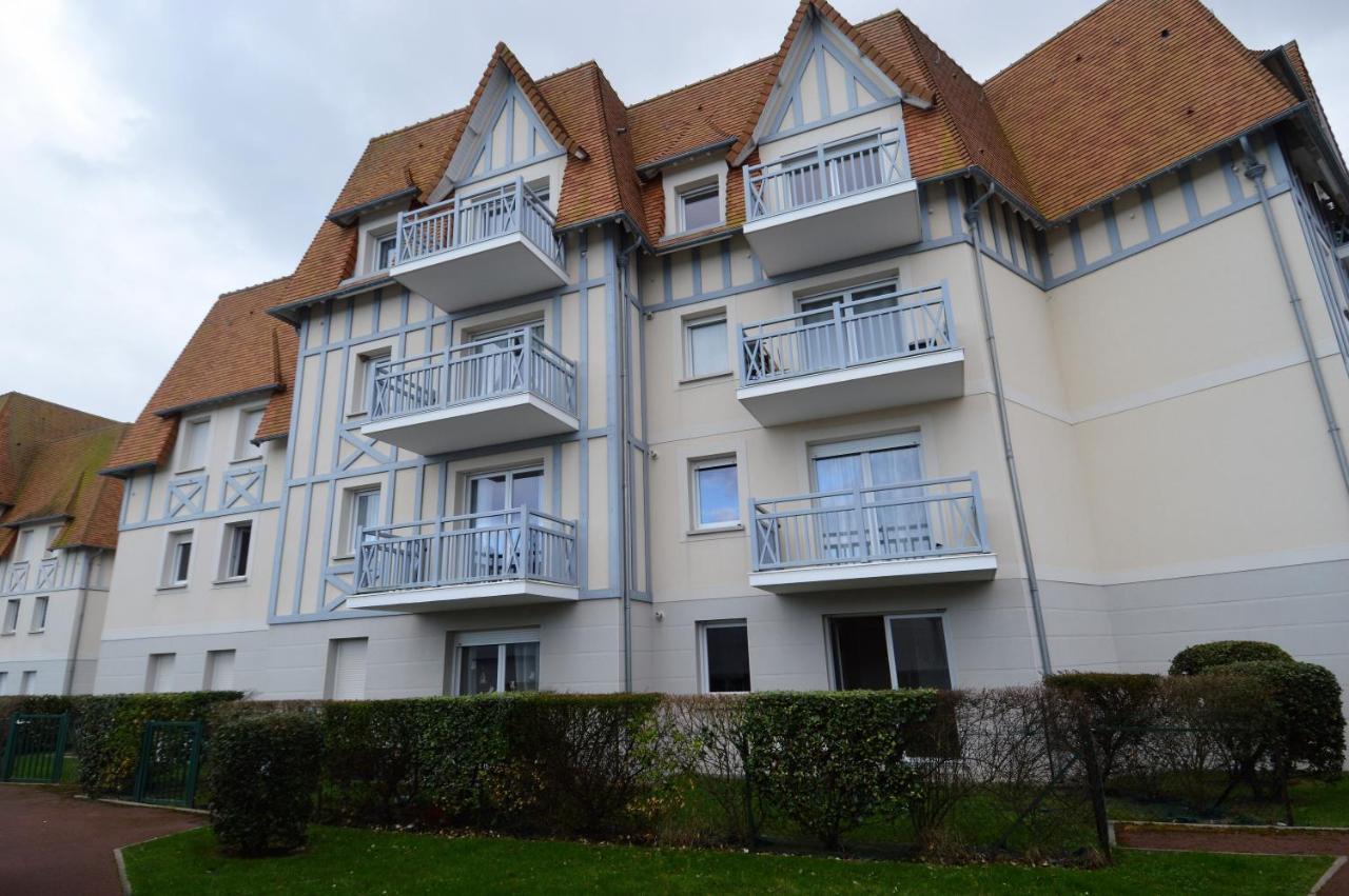 Jardin - A 50M De La Plage - Wifi - Parking Courseulles-sur-Mer Buitenkant foto