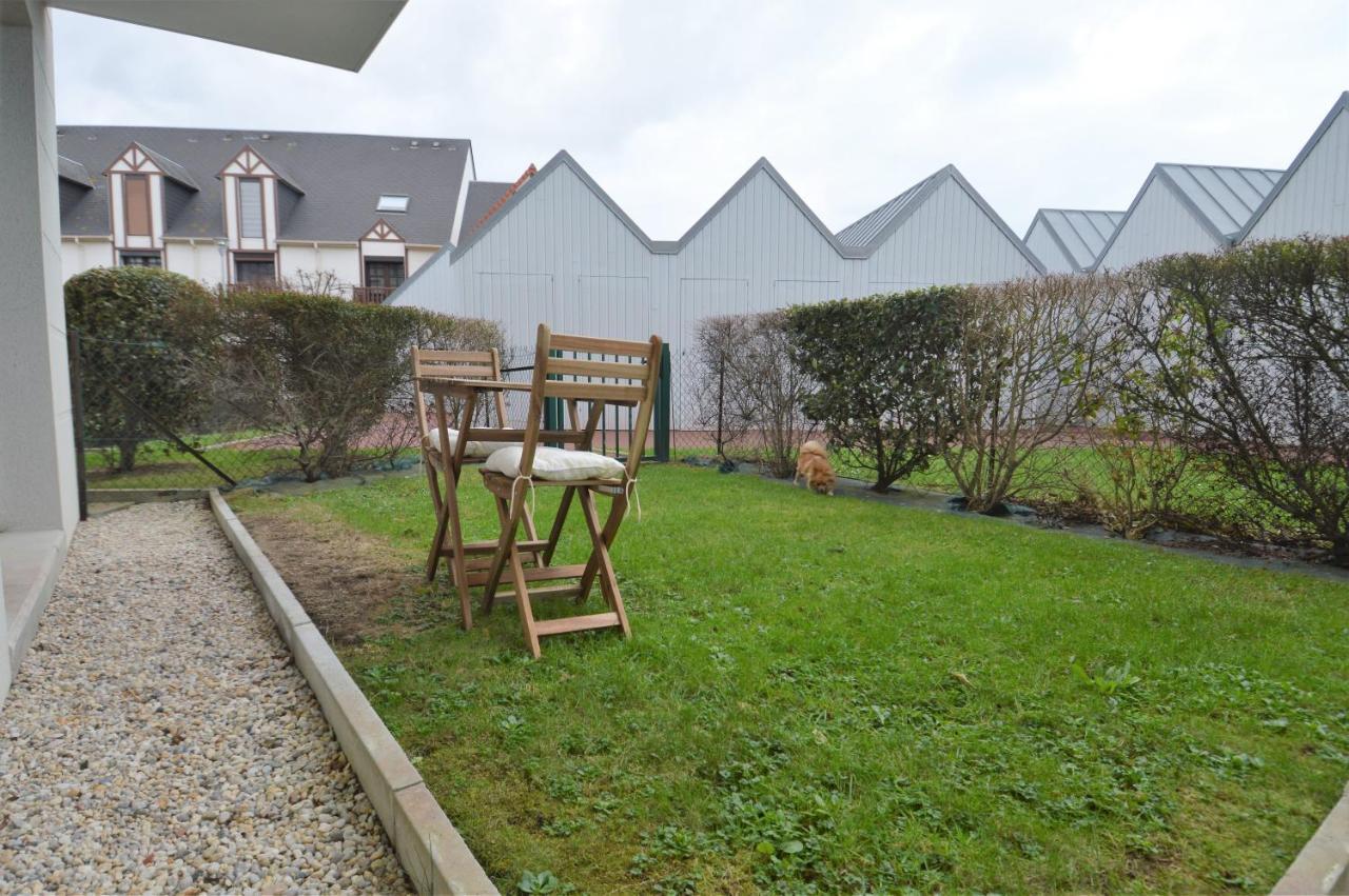 Jardin - A 50M De La Plage - Wifi - Parking Courseulles-sur-Mer Buitenkant foto